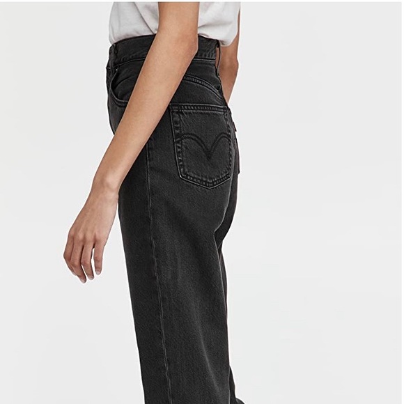 Levi’s high loose tapered jeans. Worn only once - Picture 3 of 6